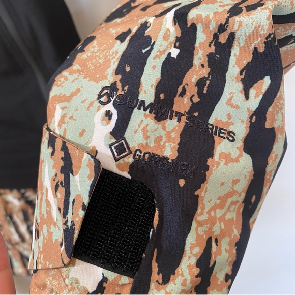 NEW North Face Summit Verbier Gortex Jacket - Women's Size XS - Picture 8 of 11